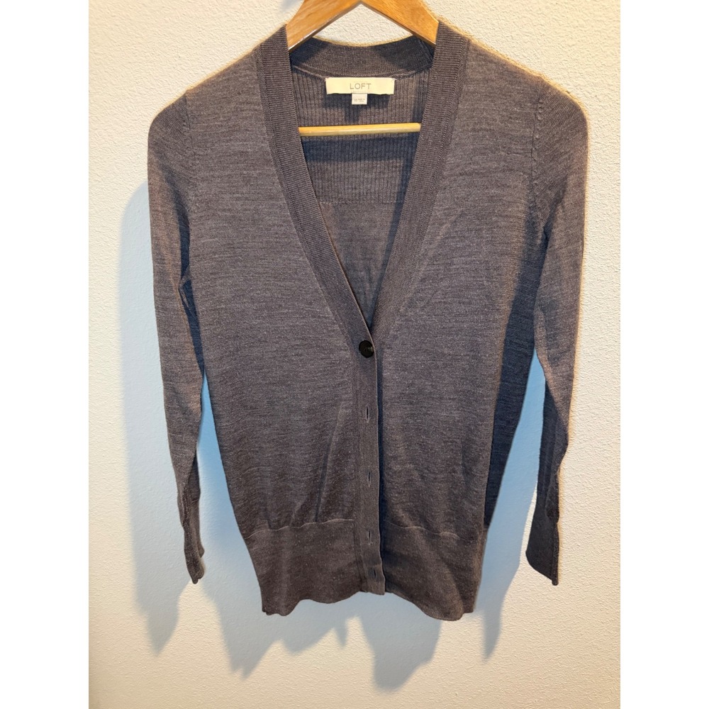 LOFT Ann Taylor Gray V-Neck Button Down Cardigan Sweater Ribbed Trim XS